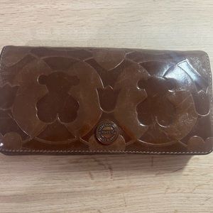 Tous Wallet